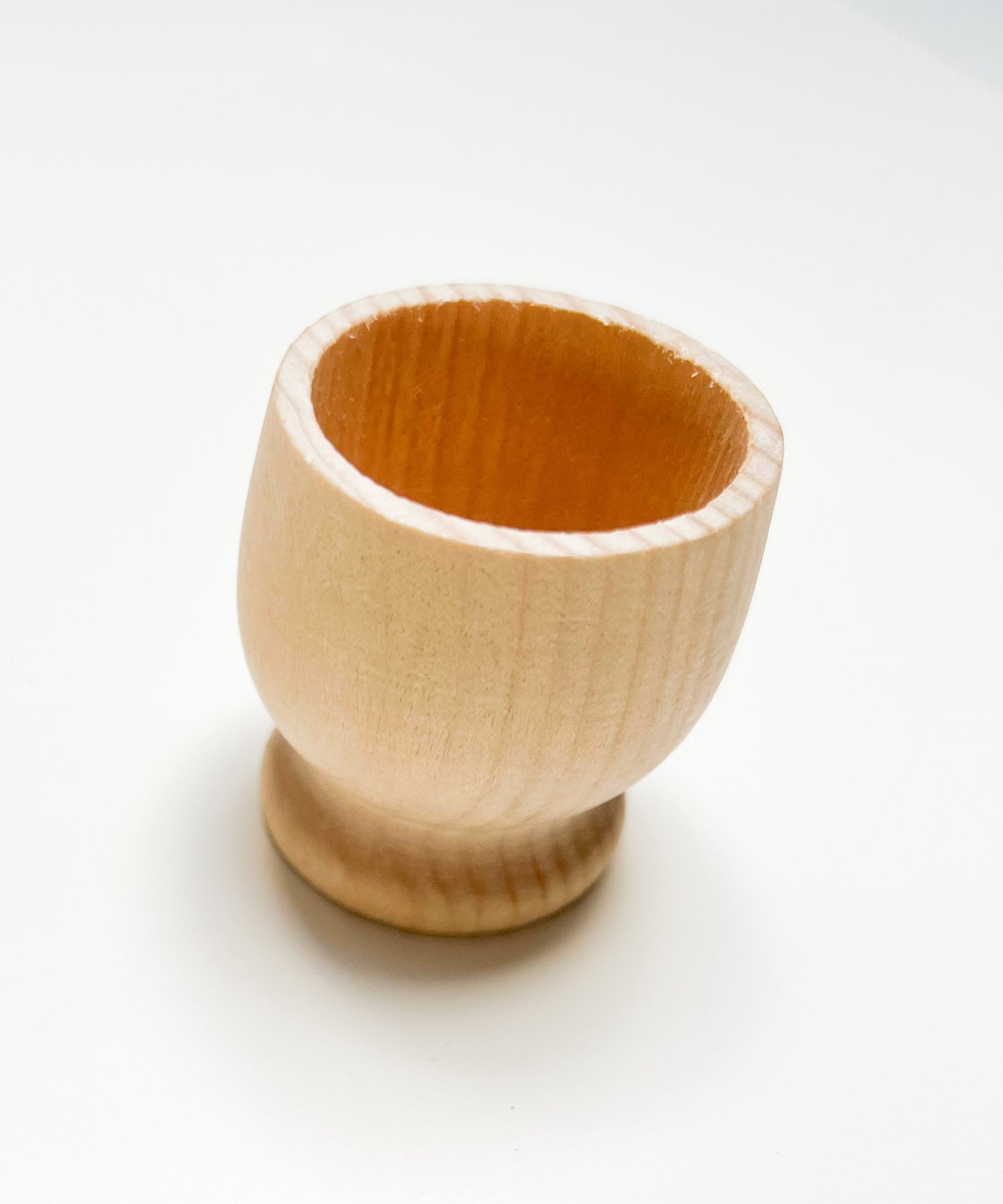 Houten eierhoudertje